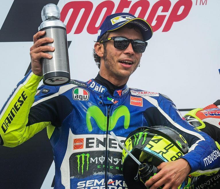Magia di Crutchlow in Repubblica Ceca Valentino torna secondo nel Mondiale 