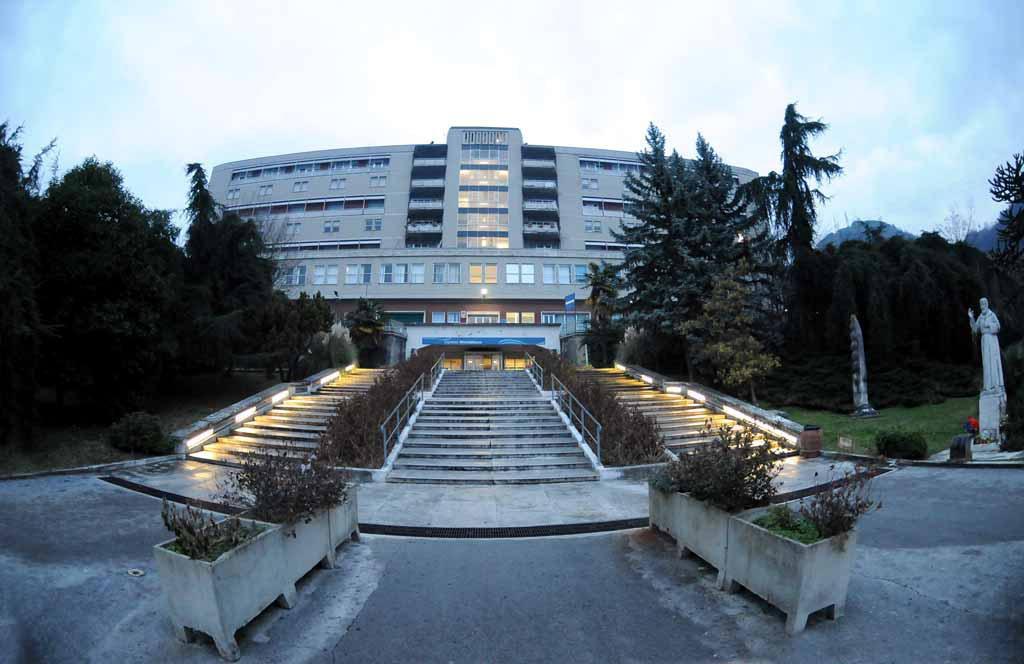 Scuola infermieri, si scatena la guerra fra Carrara e Massa 
