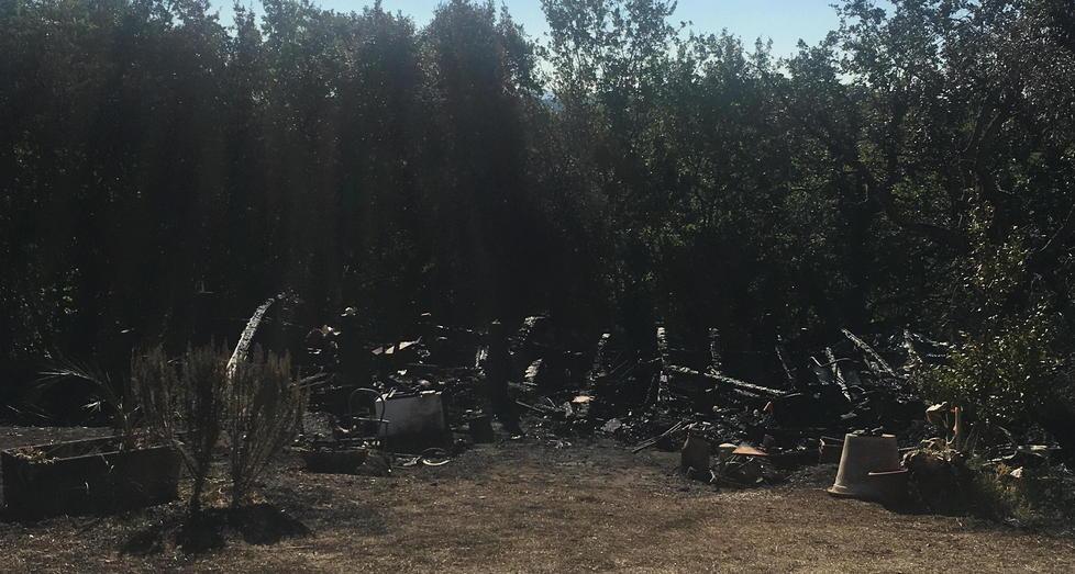 Il sospetto di un piromane dietro i roghi sulle colline 