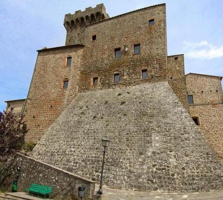 Per la festa dell’Incoronata fuochi dopo la processione 