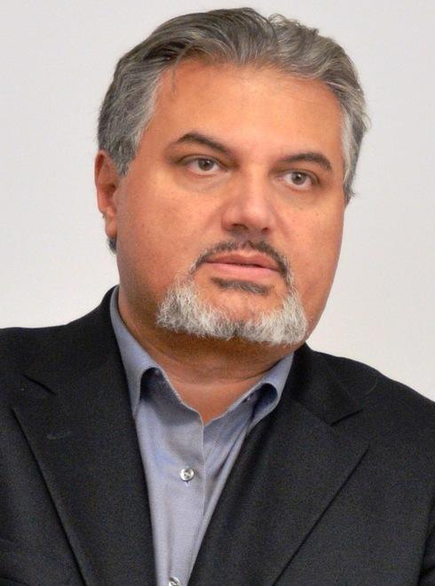 «Nei miei romanzi racconto il difficile lavoro della polizia» 