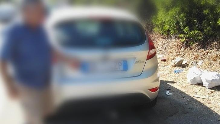 Scoperto e fotografato un lanciatore di sacchetti di rifiuti