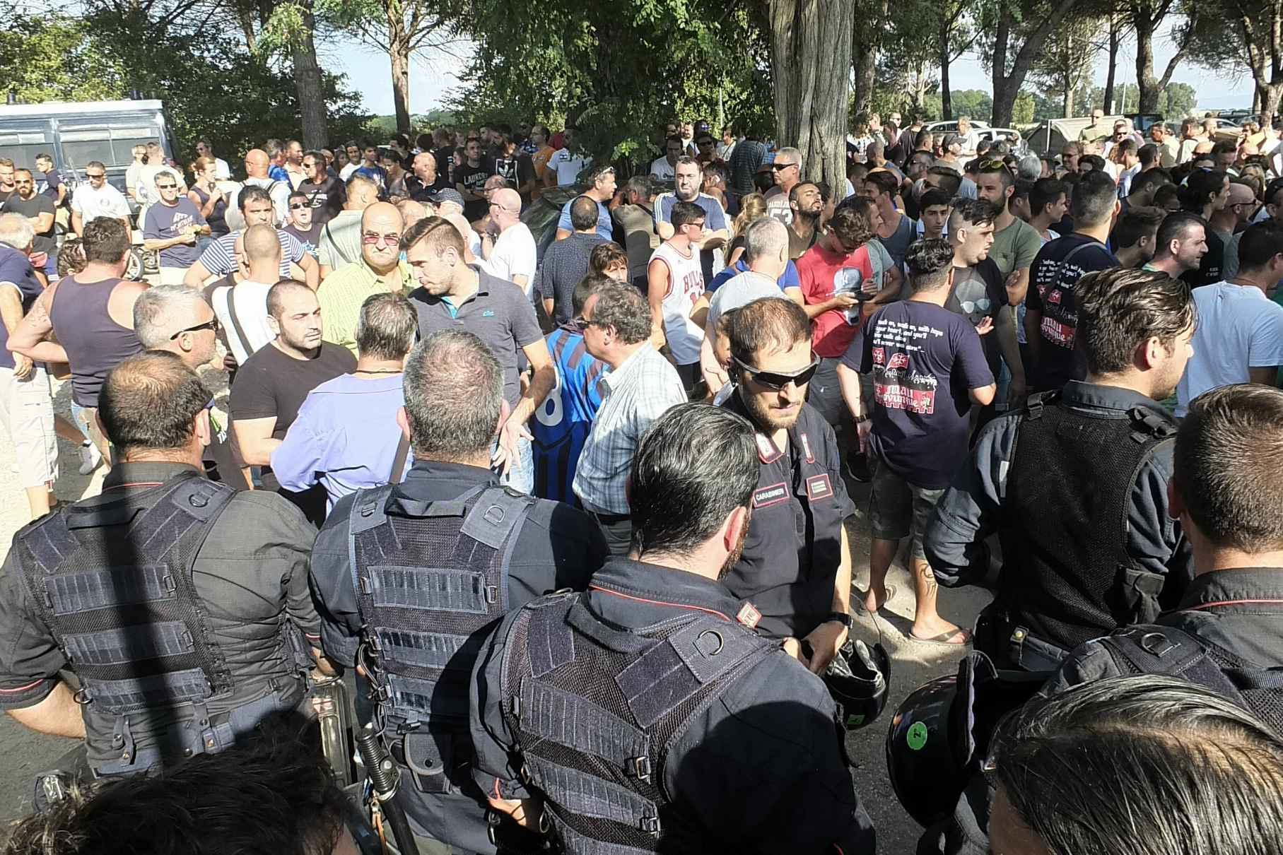 Tifosi a San Piero a Grado (Muzzi)