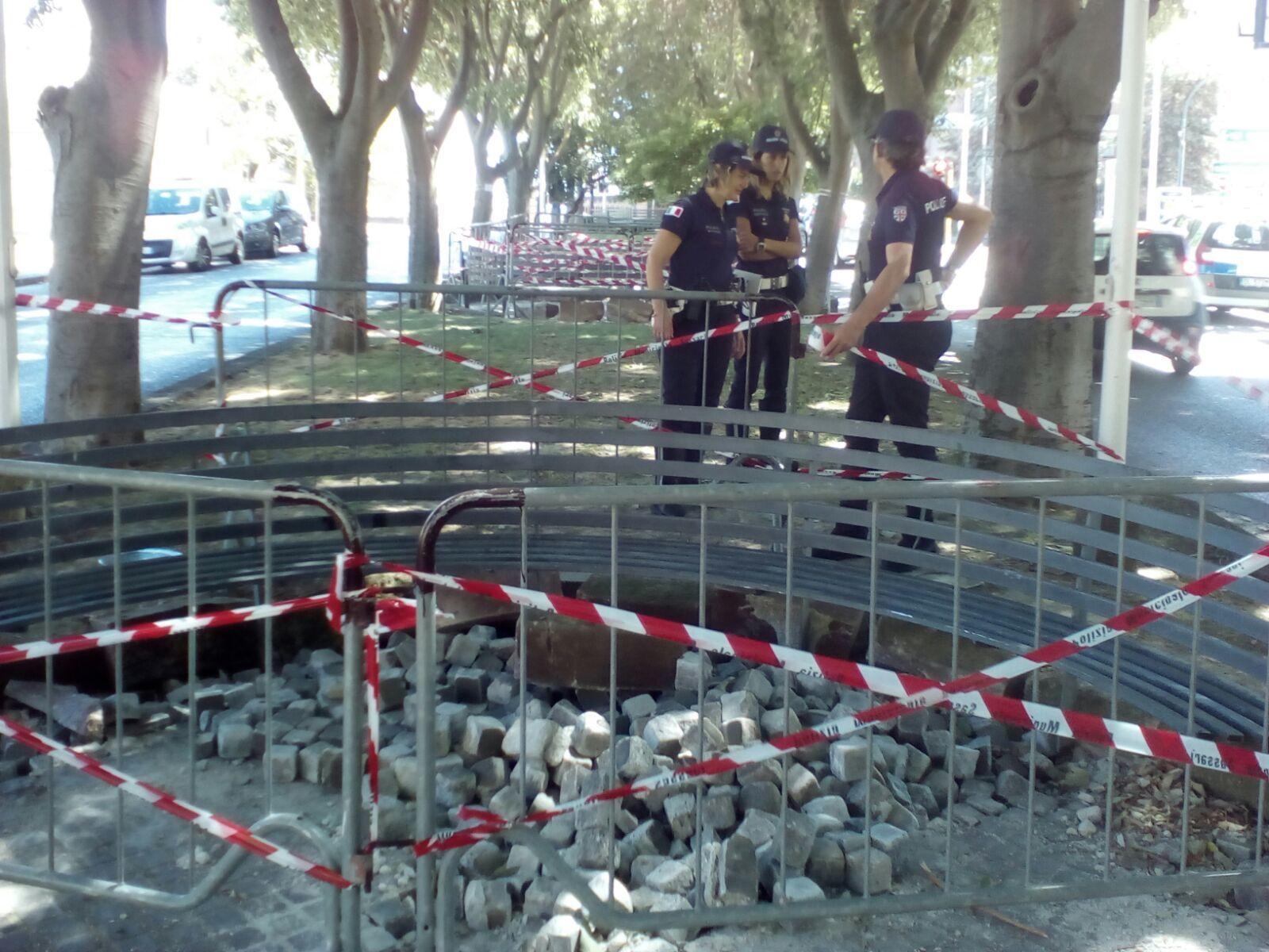 Sassari, pista ciclabile: la ditta scava in viale Dante senza i permessi 