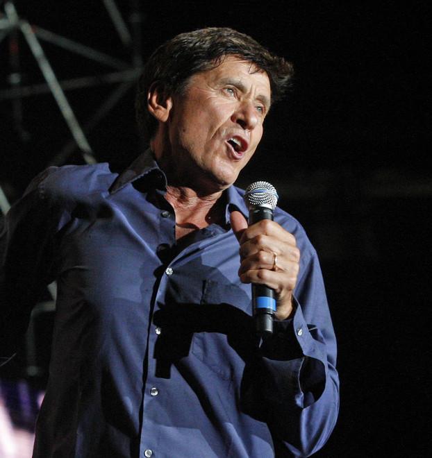 Nell’isola una fiction con Gianni Morandi 