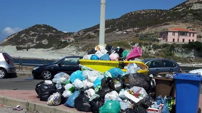Immondizia, contro i furbi in campo vigili in borghese