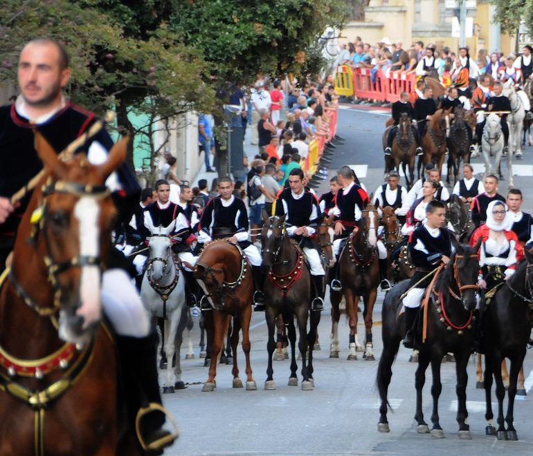 I cavalieri irremovibili: «Ma noi non ci saremo» 