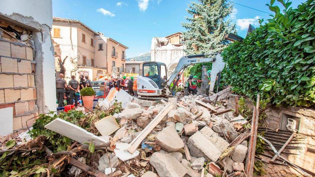 Un immagine della devastazione dopo il terremoto ad Amatrice