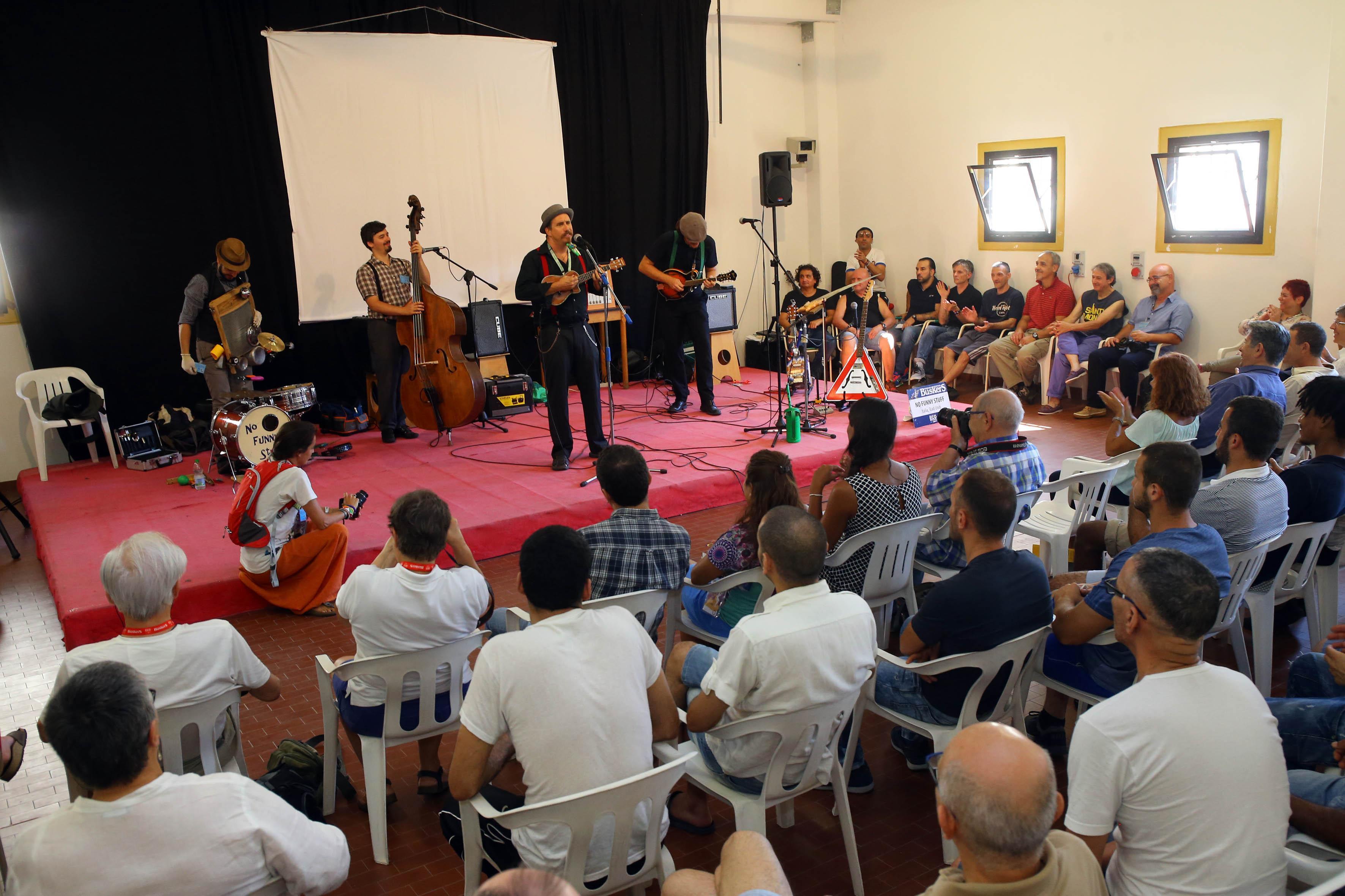 Buskers, concerto per i detenuti
