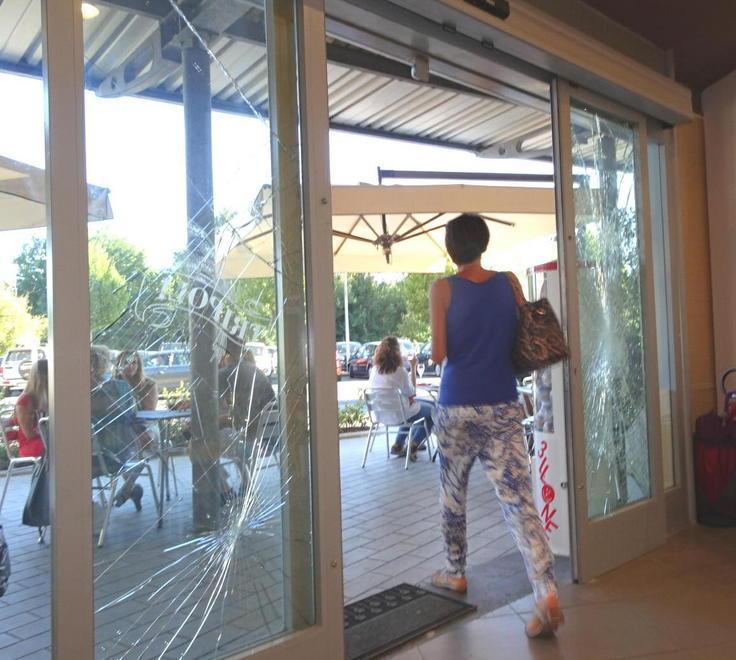 Furto al bar Tripoli, spariti gratta e vinci e sigarette 