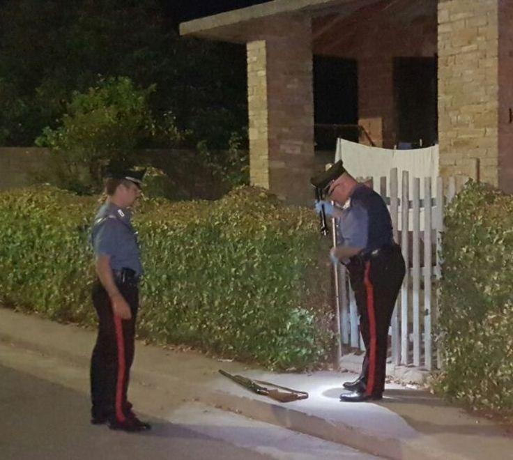 Violenta lite tra vicini ucciso a colpi di fucile 