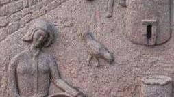 In mostra le sculture sui riti e i miti contadini