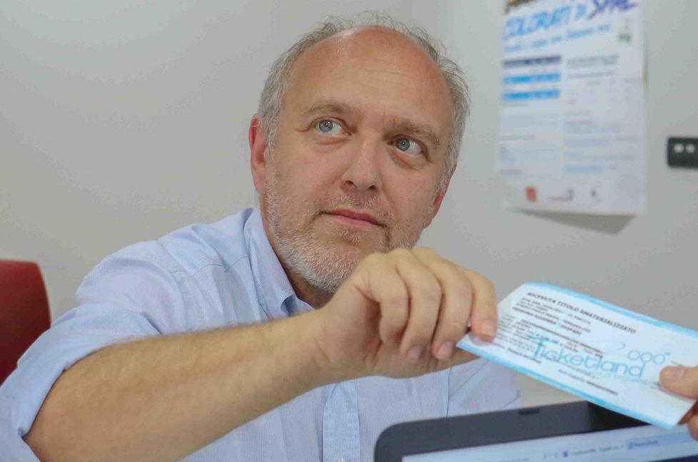 «Tutte le parti coinvolte stanno facendo il massimo Se dovesse servire una firma del sindaco, non mi tiro indietro»