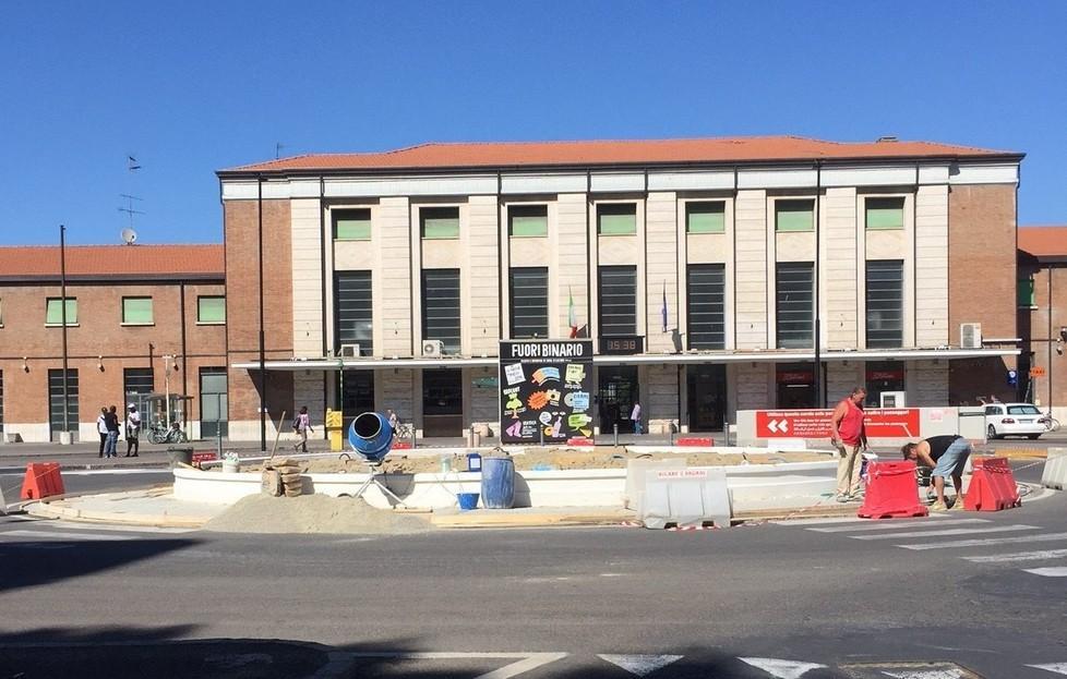 La nuova rotonda pronta solo a settembre 