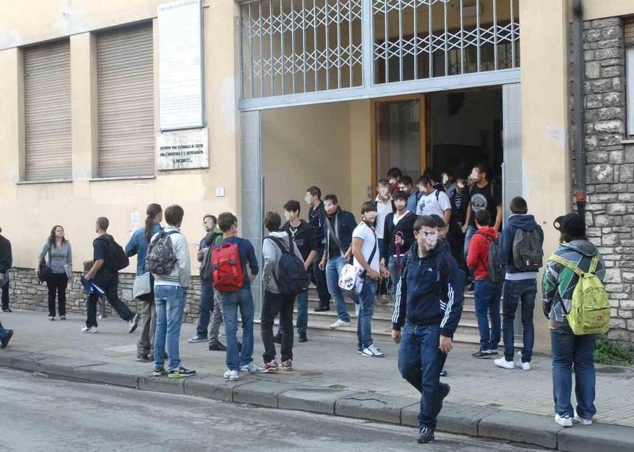 Prima campanella a Pistoia senza undici presidi titolari 