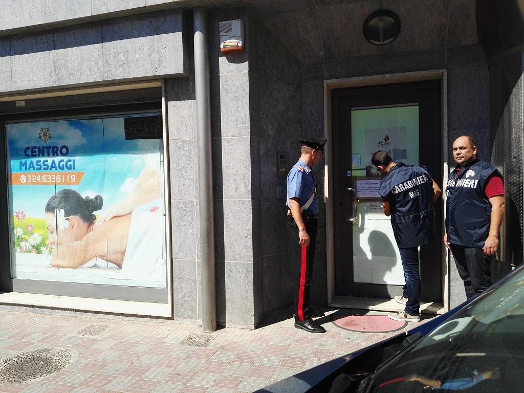 Il sequestro del centro massaggi a Cagliari