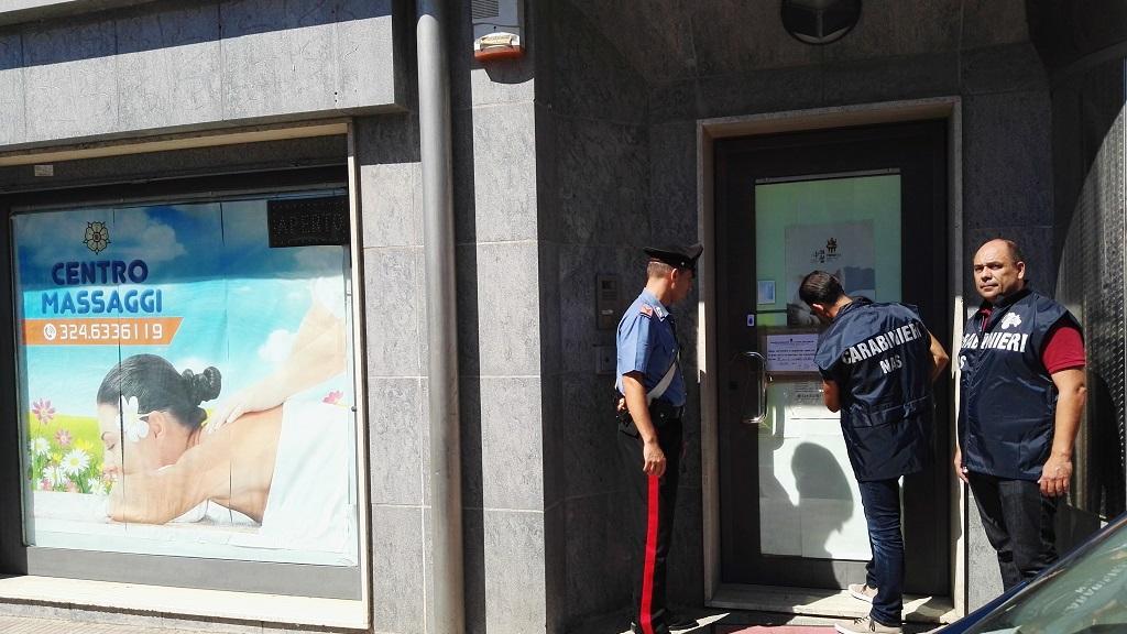 Il sequestro del centro massaggi a Cagliari