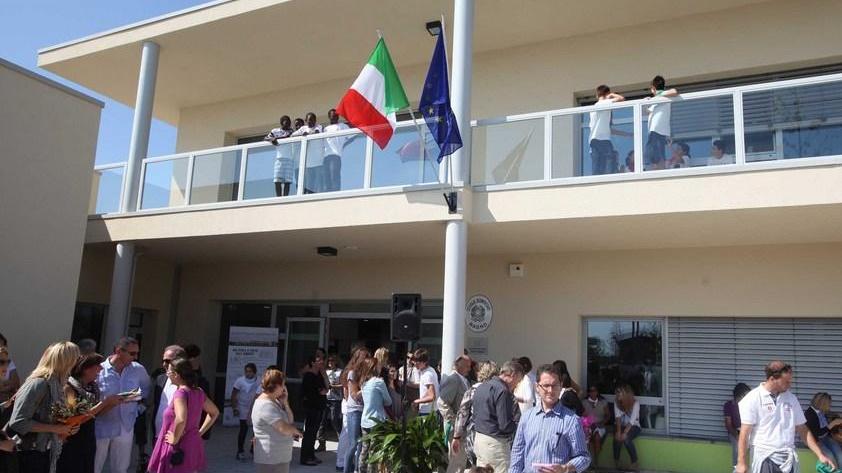 Pochi posti nel parcheggio, proteste a scuola a Bagno