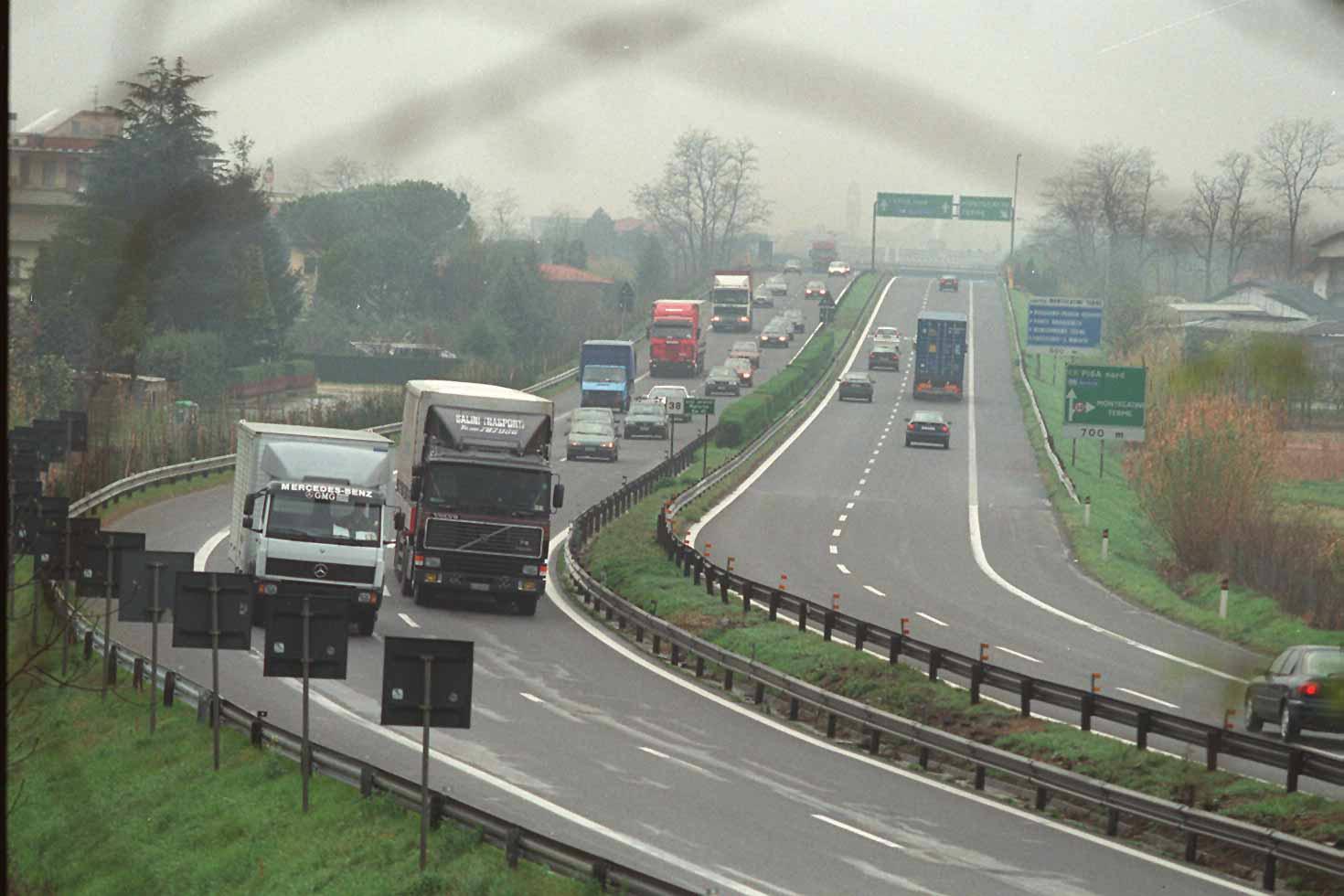 Un tratto della superstrada Firenze-Siena