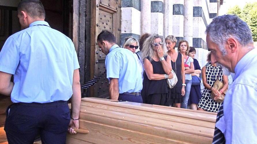 Il commosso saluto a Del Serra «Addio a un maestro di vita»