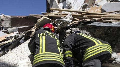 Cibi, vestiti e denaro Ecco come aiutare le zone terremotate