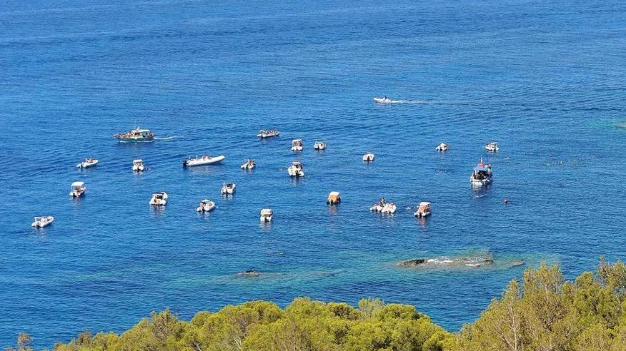 In tantissimi a caccia del relitto