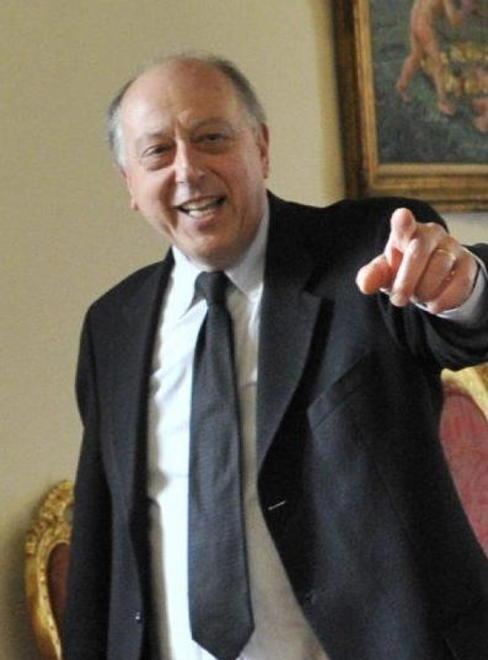 Sindaco e assessore non partecipano alla festa rossonera 