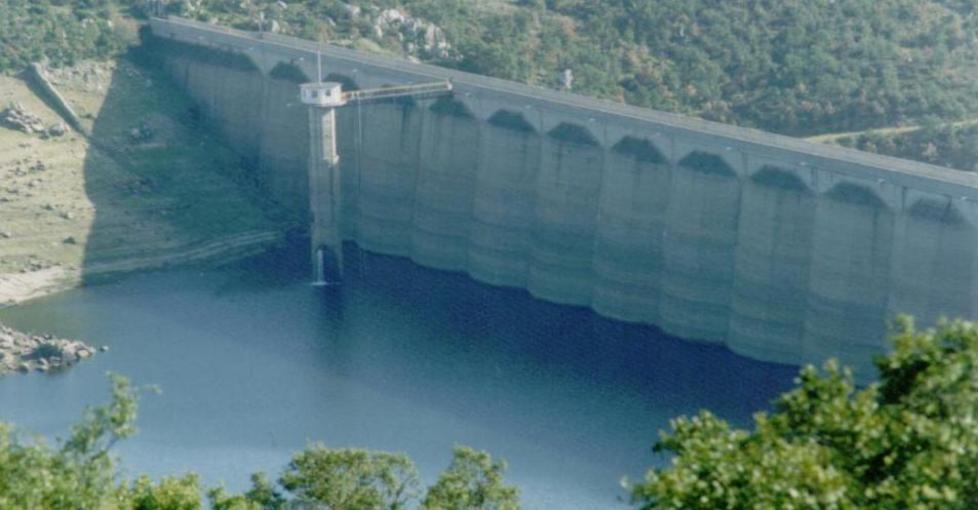 L’acqua non è potabile, il sindaco scrive ad Abbanoa