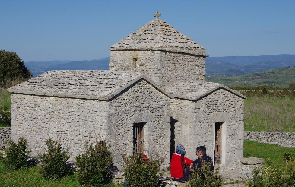 La musica dei Meganoidi a Santa Maria Iscalas