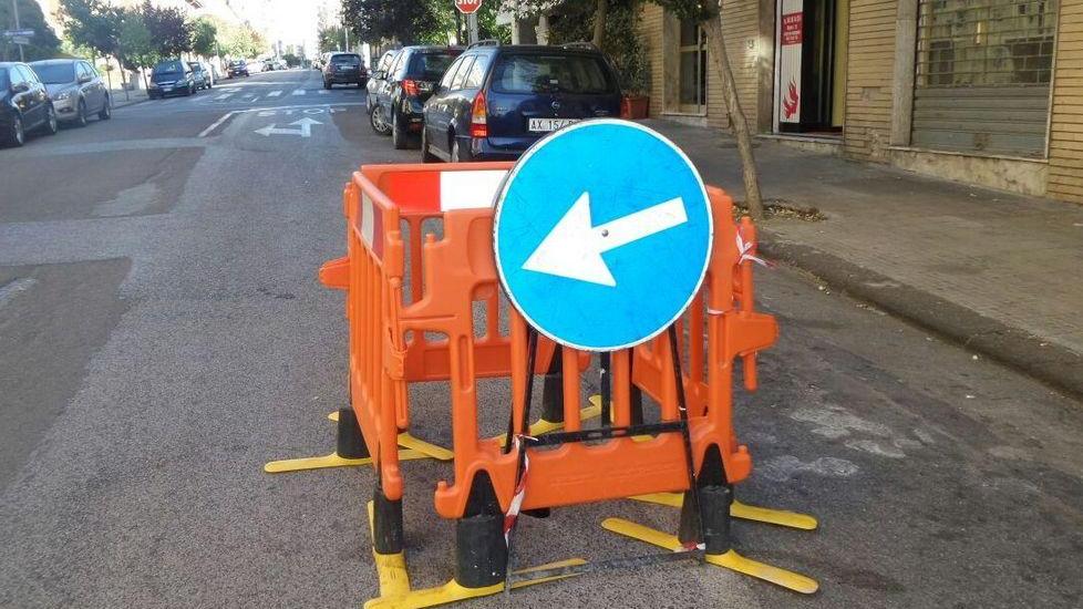 Le transenne da 2 mesi per una buca