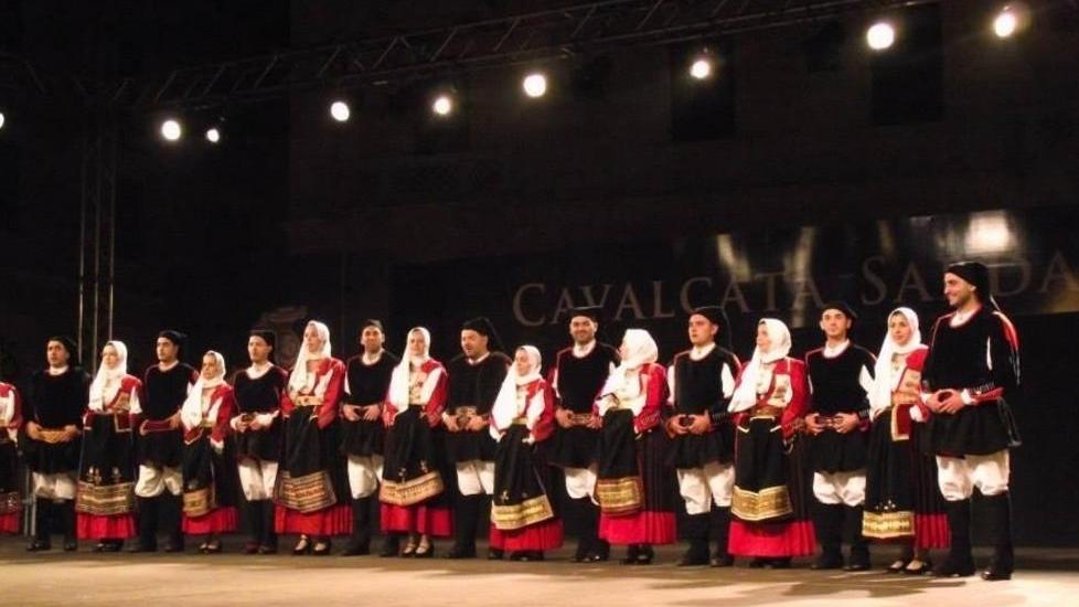 Spettacolo di beneficenza per acquistare un defibrillatore