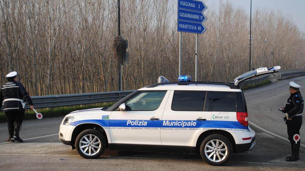 I genitori fanno arrestare uno spacciatore