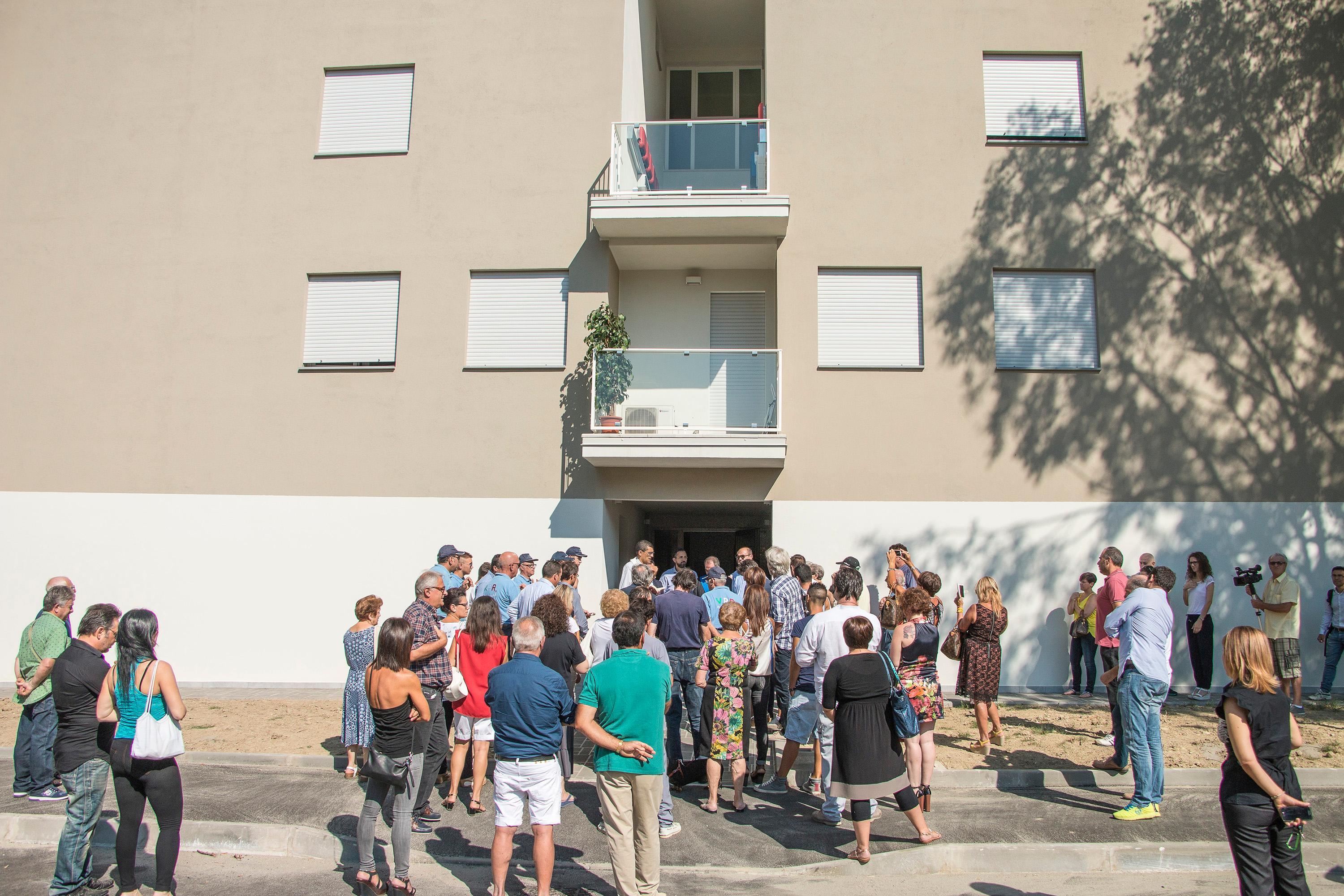 Ricostruzione in Emilia, a Reggiolo 24 famiglie tornano a casa dopo il terremoto del 2012 
