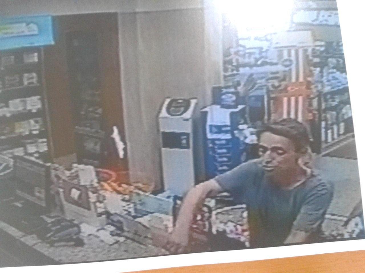 Il rapinatore in azione