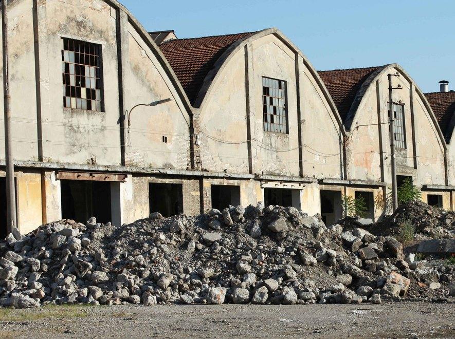 Il Comune presta dipendenti alle Reggiane 