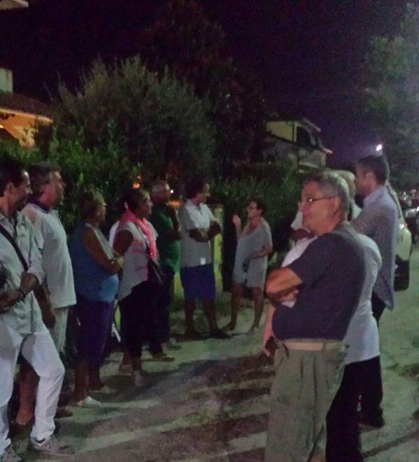Gli abitanti di via Italica: servono autovelox fissi