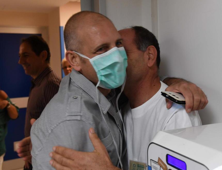 Trapianto dei reni per tre fratelli uniti contro il destino 