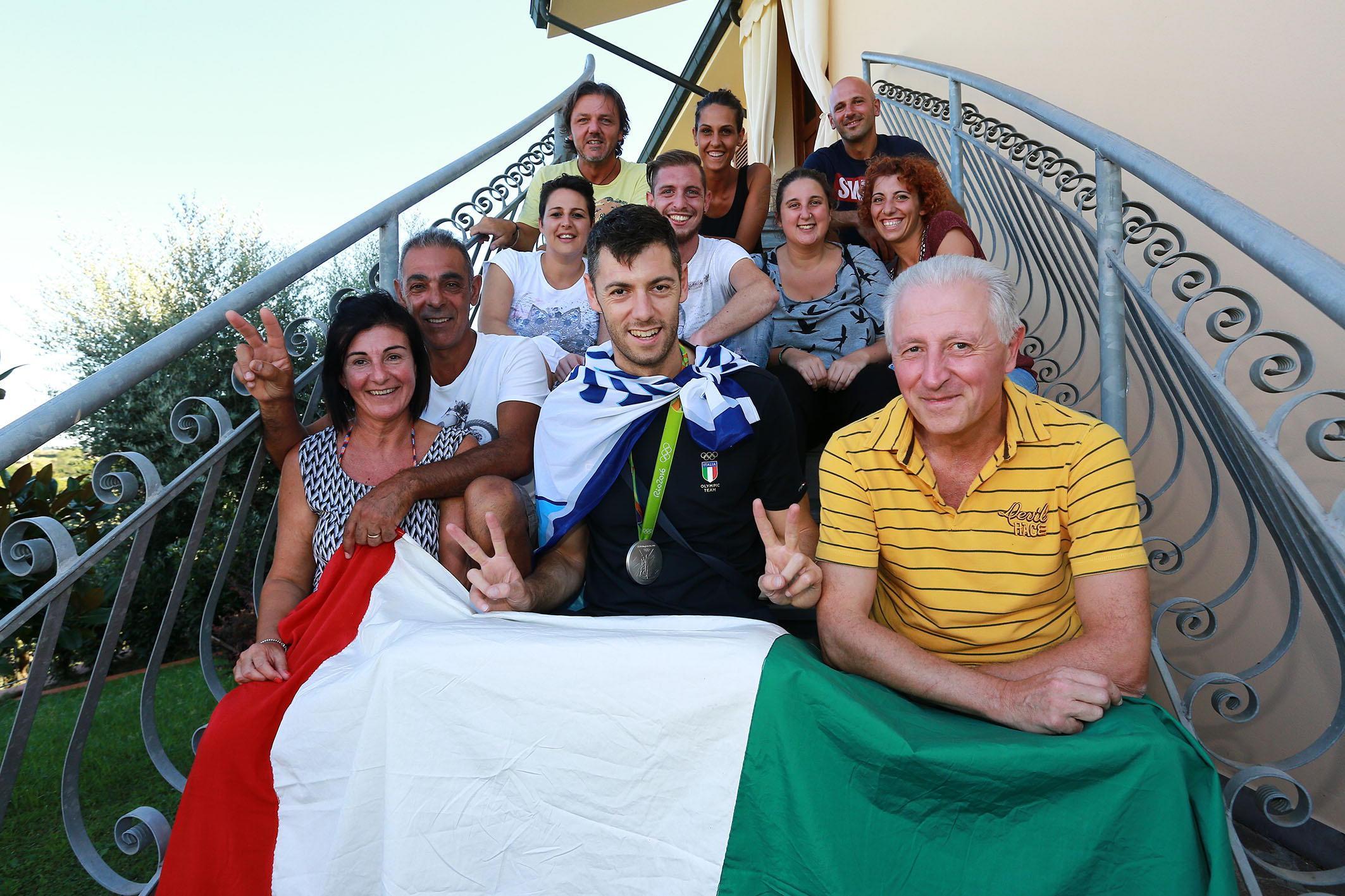 La maglia e i cimeli di Buti all'asta per i terremotati