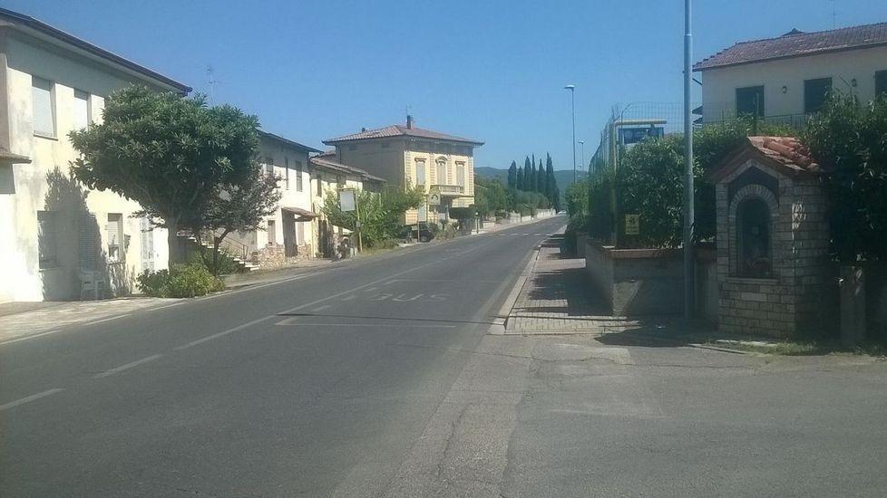 Travolto a 86 anni davanti casa da un’auto pirata a Lazzeretto