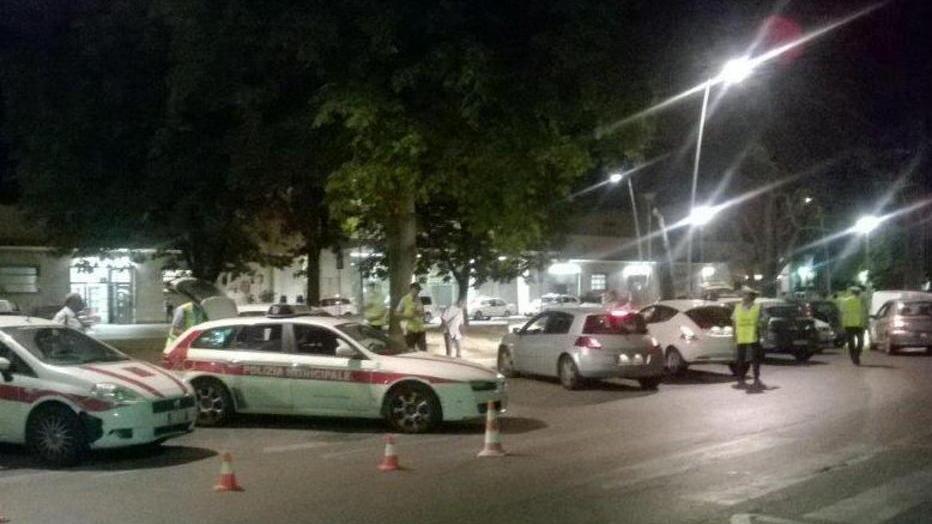 Municipale in strada: piazza Dante respira