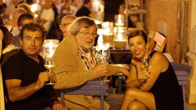 La chef Viviana Varese cucina a vista sulla strada
