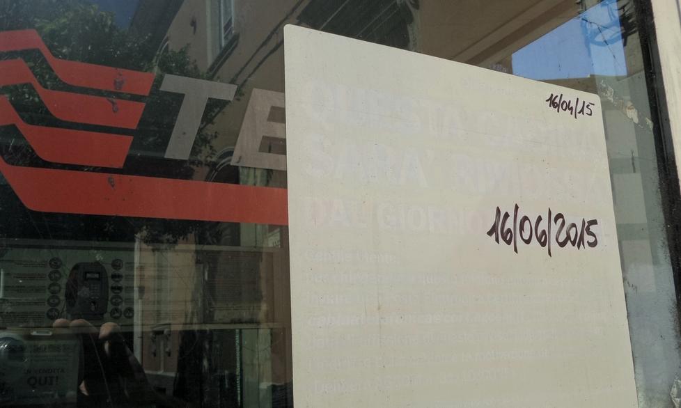 La cabina con le date di scadenza