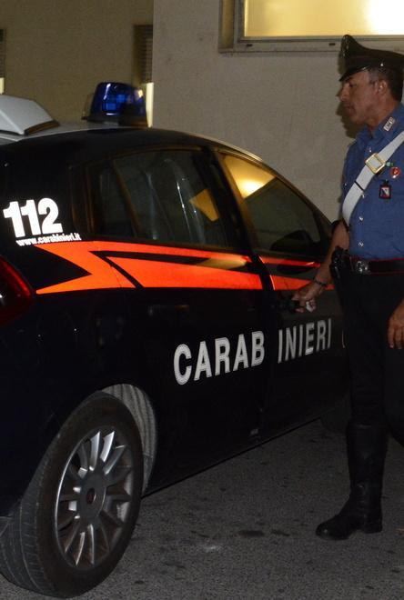 Auto si ribalta, gravissimo un 17enne 