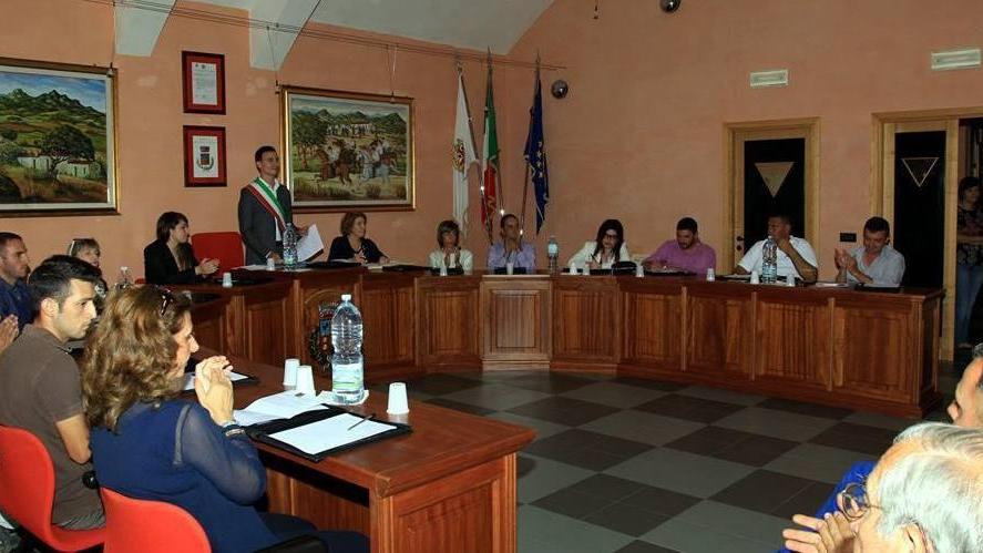 È polemica sulle dimissioni della Piccinnu