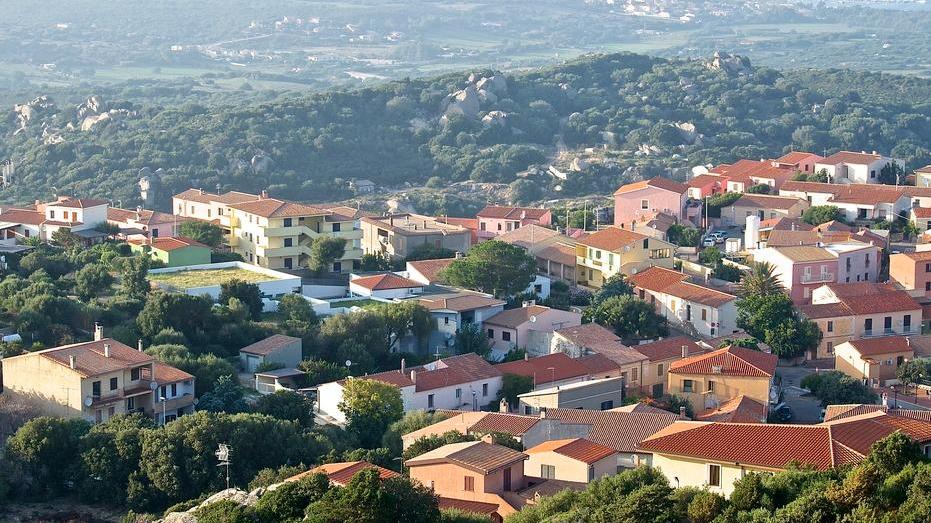 Le accuse del Pci: «Città nella paralisi e la politica è assente»