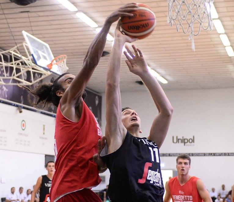 La Baltur paga dazio alla Virtus Bologna ma piace al suo coach 