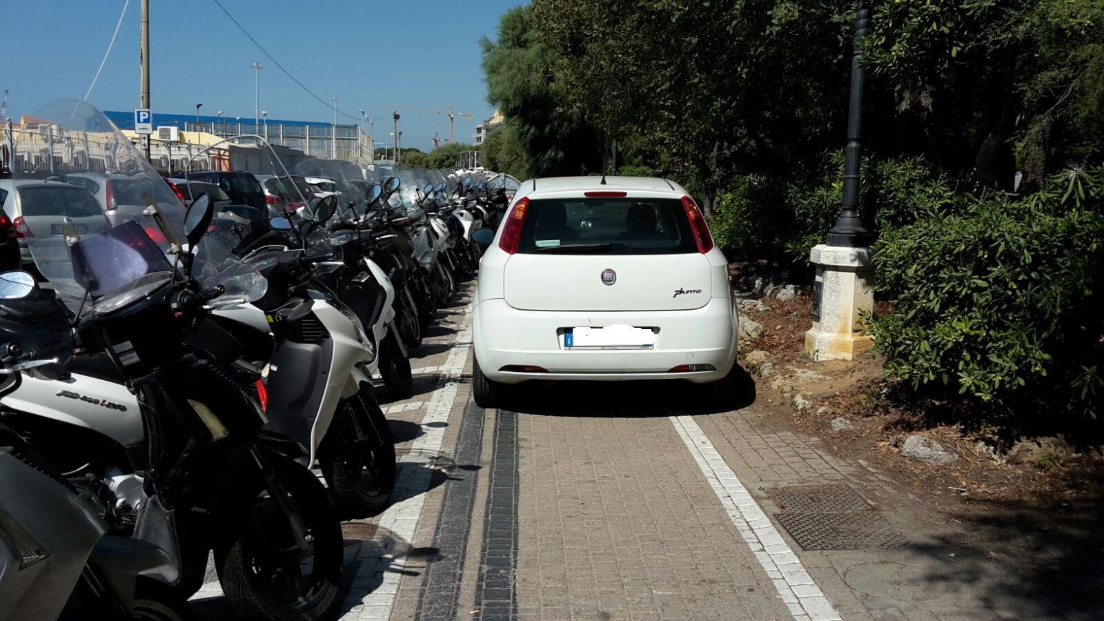Uno dei parcheggi sanzionati 