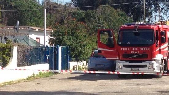 Carloforte, s'incendia il gazebo e la proprietaria viene colta da malore