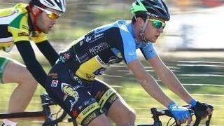 Testa e gambe, il volo di Michele Corradini