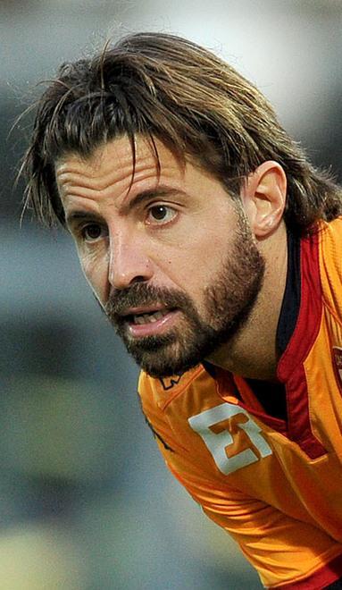 Sisma e solidarietà Storari da Palma d’Oro Fischiatissimo De Rossi 